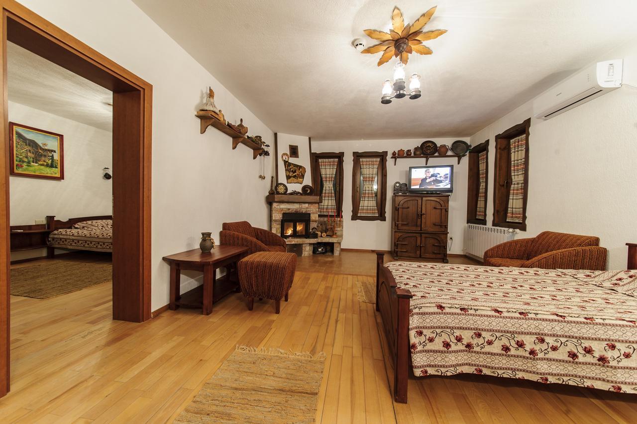 Hotel Pirinski Han - Old Adjev Han Sandanski Esterno foto